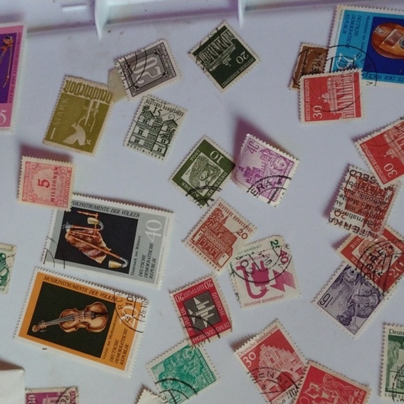 Stamp collection - Picture 2 of 3